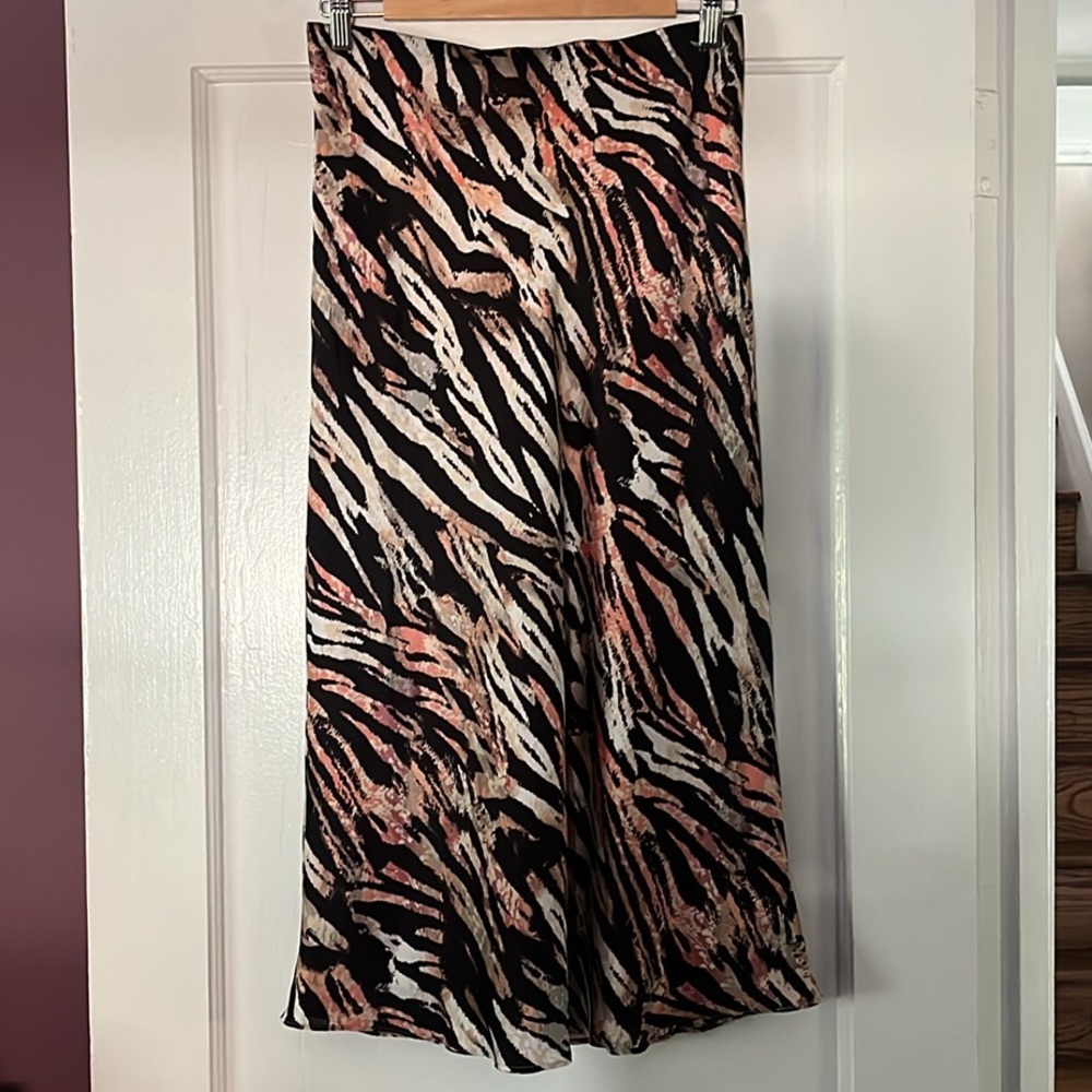 Olivia Graye Women’s Poly Sateen Midi Skirt - Size Medium